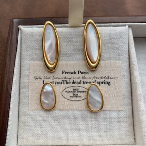 Teardrop Shell Mother-of-Pearl Stud Earrings