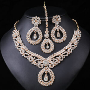 Vintage Crystal Necklace Set