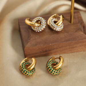 Retro-style titanium steel gold-plated diamond-studded earrings