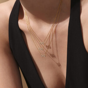 Lucky 8 Zircon Necklace