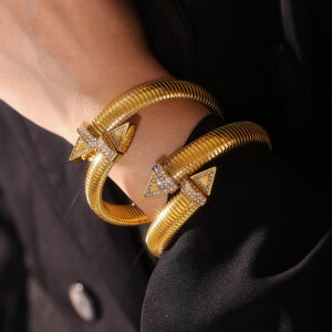 Gooseneck Open Bangle